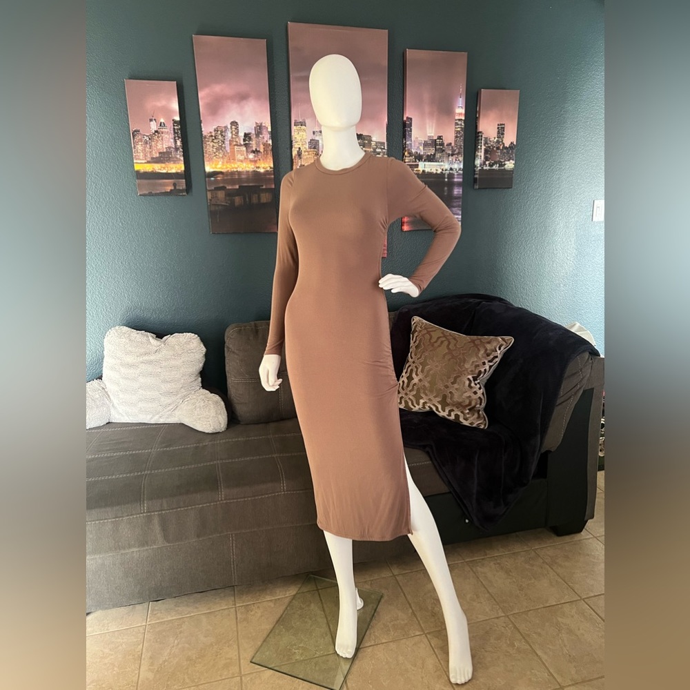 Long sleeve skin tight dress by Sndys size small - Carmel